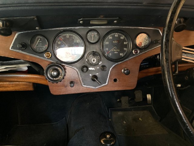 Dashboard 1.jpg